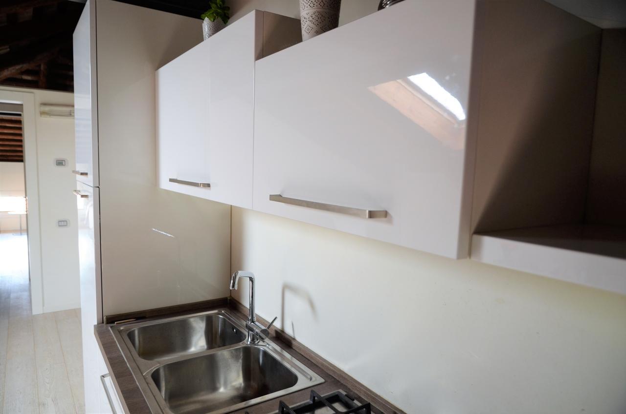 “Al Commercio” Luxury Loft 노알레 외부 사진