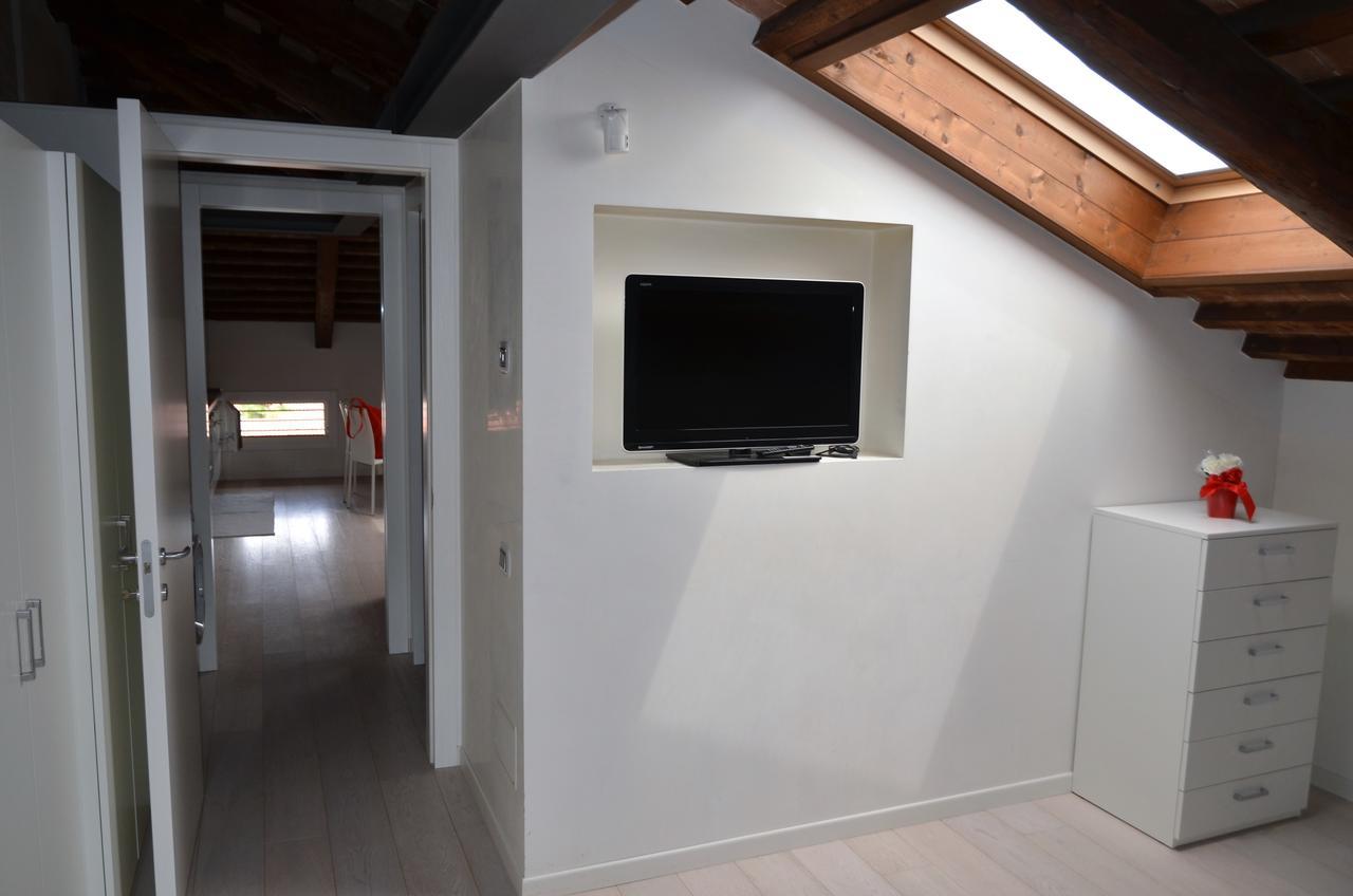 “Al Commercio” Luxury Loft 노알레 외부 사진