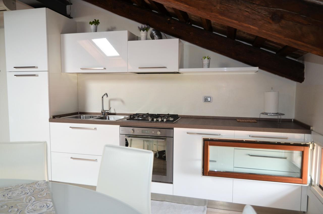 “Al Commercio” Luxury Loft 노알레 외부 사진